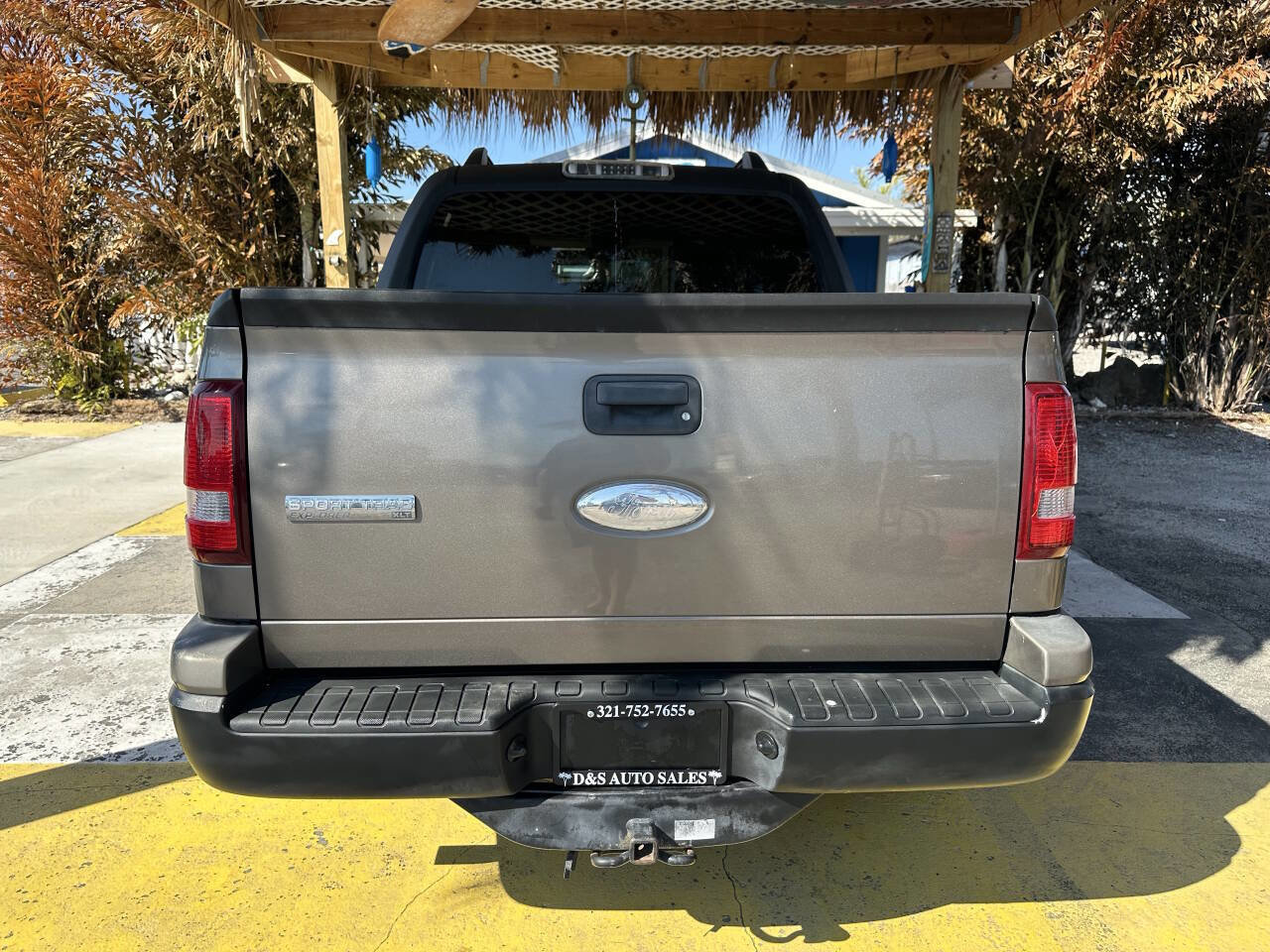 Used 2007 Ford Explorer Sport Trac XLT image 6