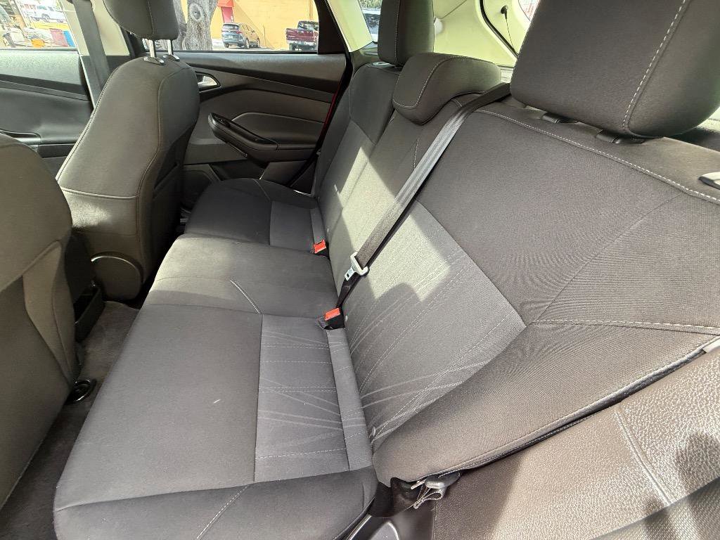 Used 2018 Ford Focus SEL image 16