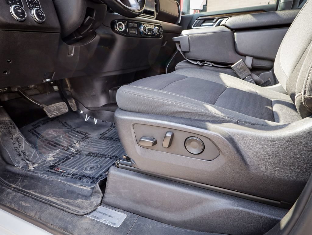 Used 2024 GMC Sierra 3500 SLE w/ SLE Convenience Package AWD/4WD image 14
