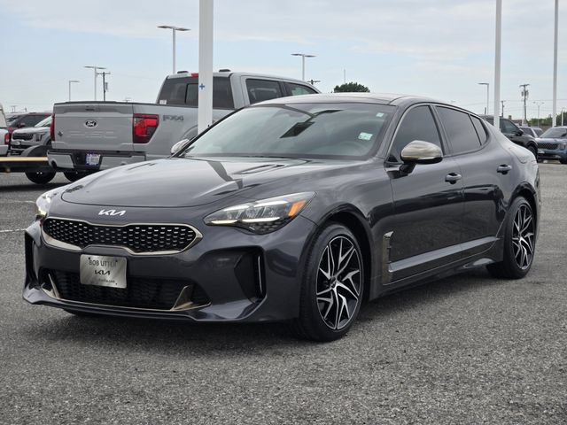 Used 2022 Kia Stinger GT-Line w/ Sun & Sound Package RWD image 3