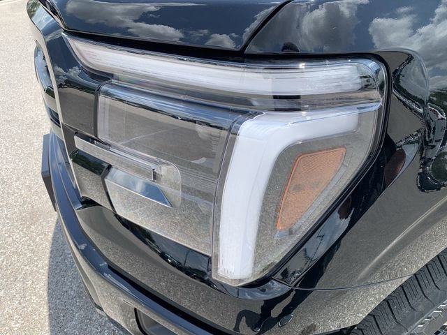 New 2025 Ford F150 Lariat w/ Equipment Group 502A High image 9