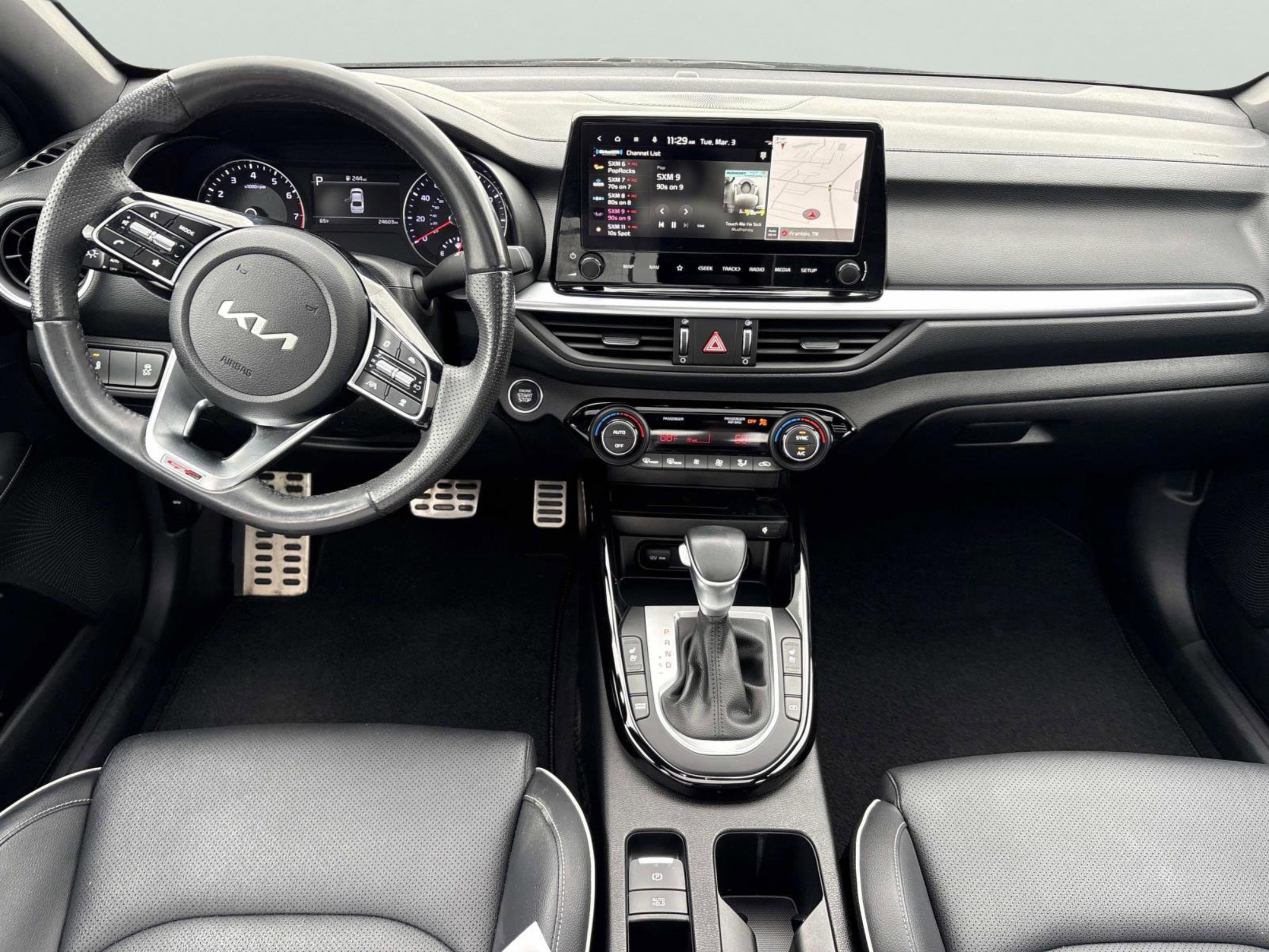 Used 2023 Kia Forte GT-Line w/ GT-Line Premium Package image 14