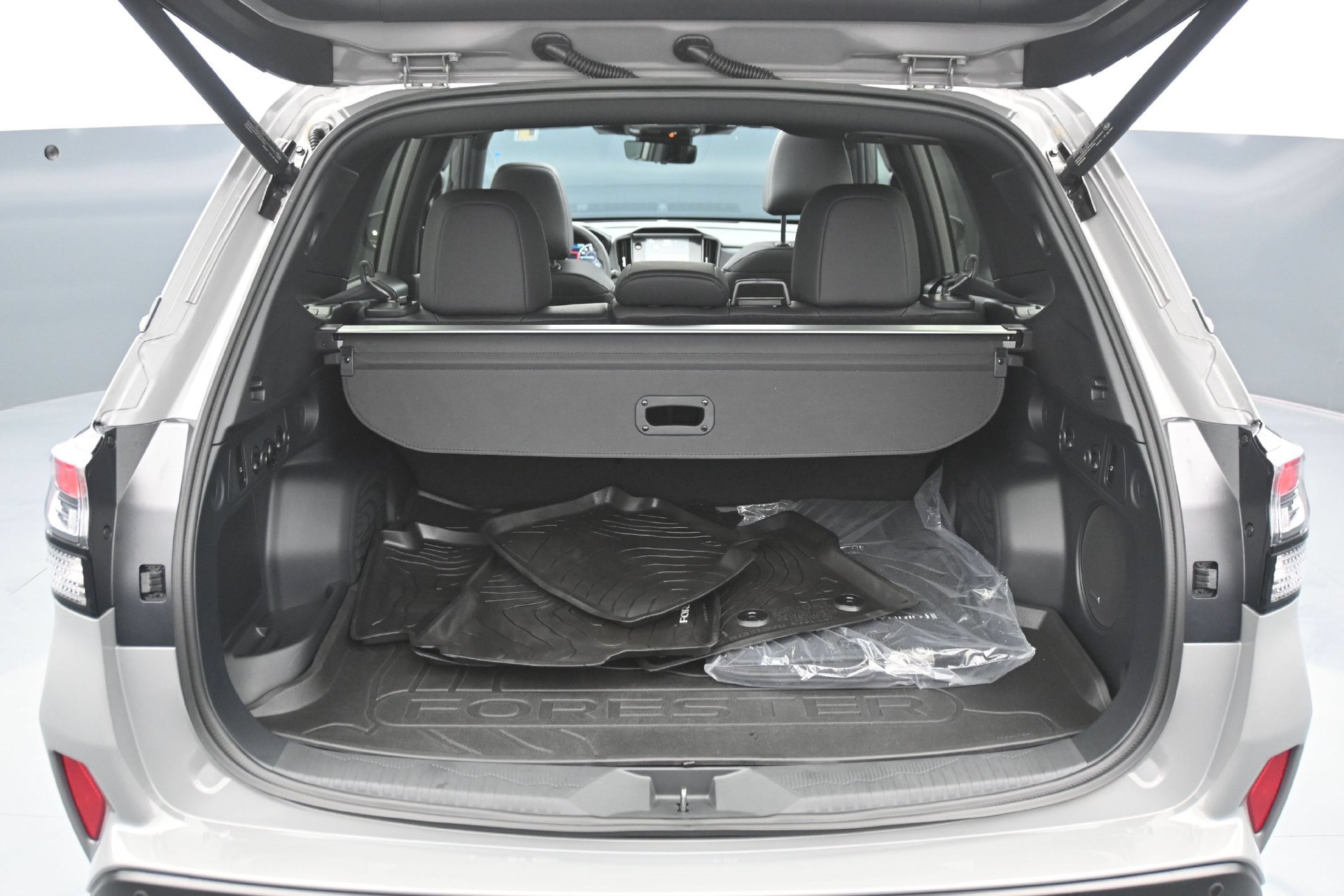 Used 2026 Subaru Forester Touring AWD/4WD image 18