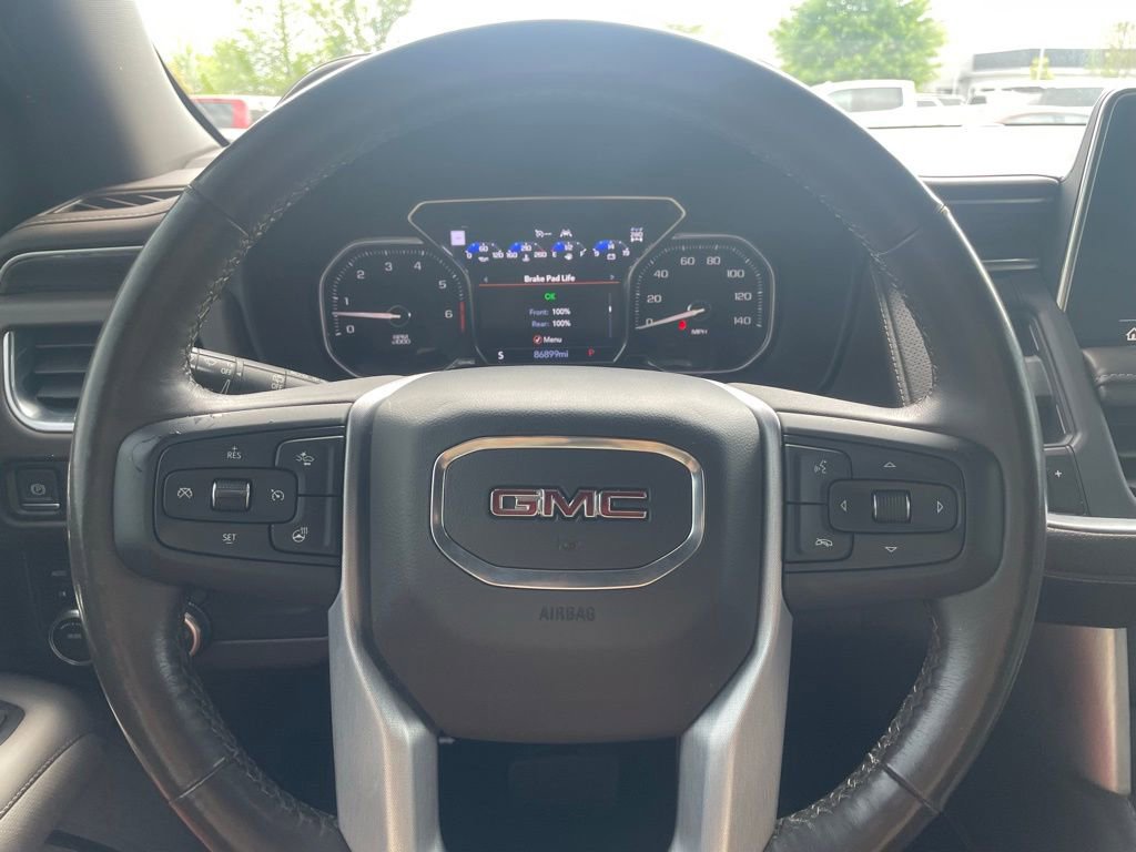 Used 2021 GMC Yukon XL SLT w/ SLT Premium Package image 14