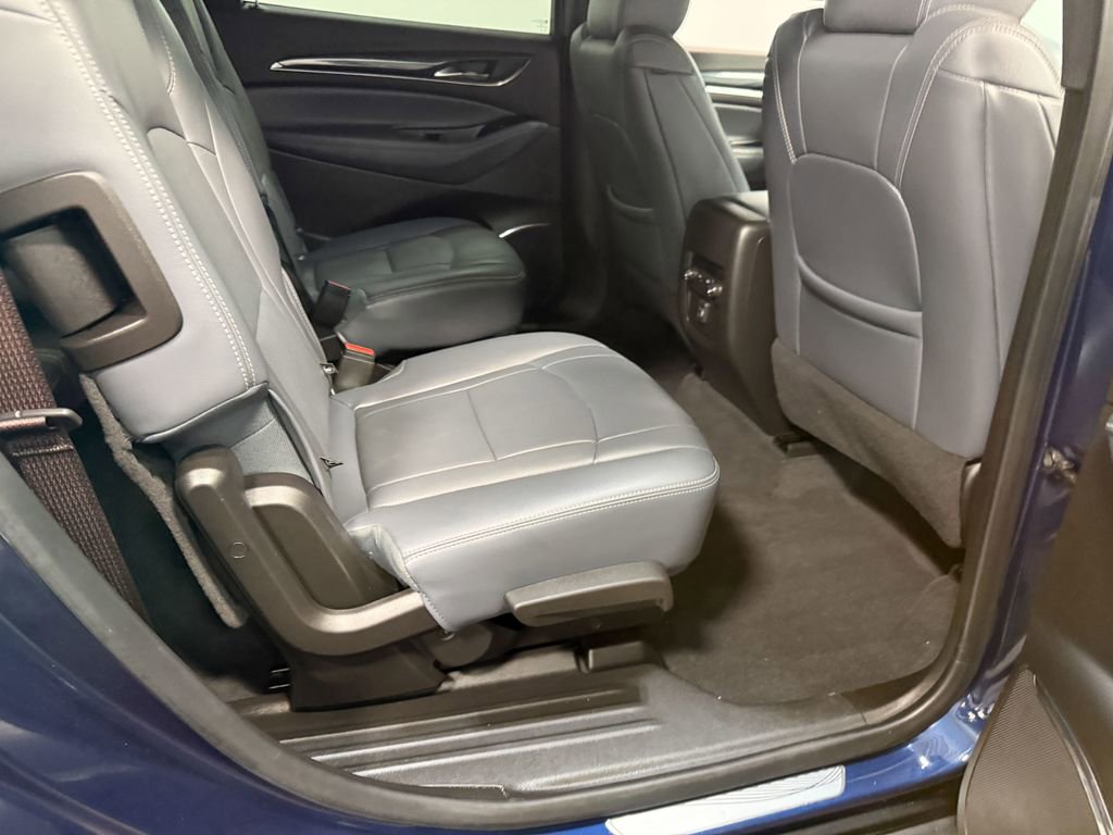 Used 2023 Buick Enclave Essence AWD/4WD image 65