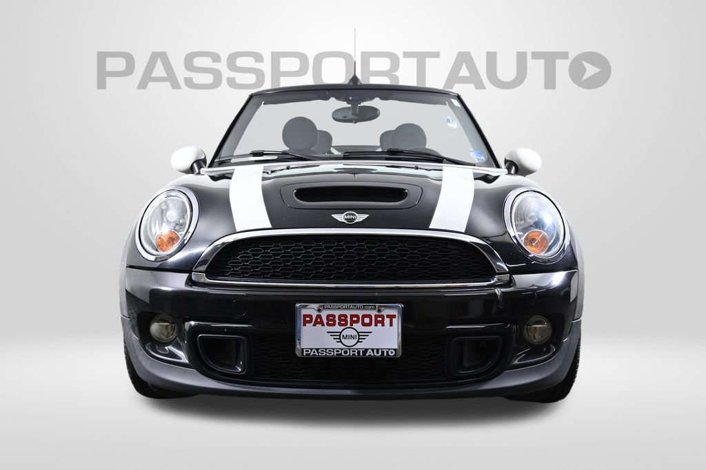 Used 2015 MINI Cooper S image 2