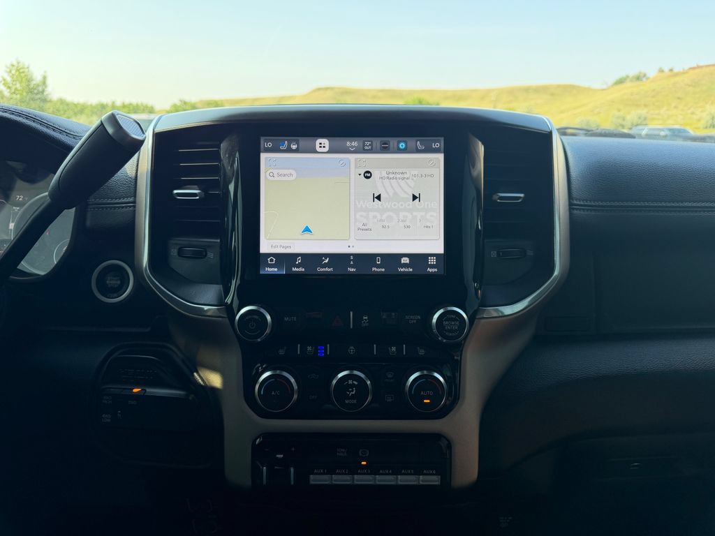 Used 2022 RAM 5500 Laramie AWD/4WD image 8