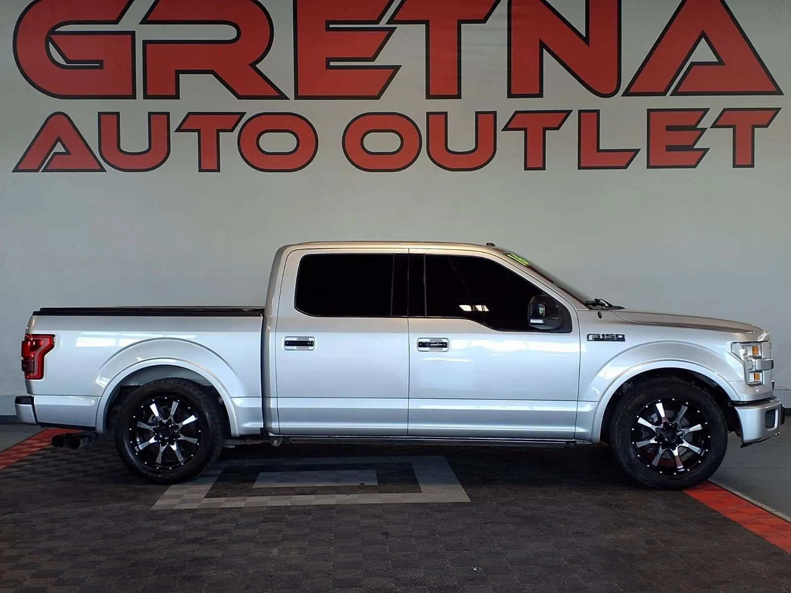 Used 2016 Ford F150 Platinum w/ Trailer Tow Package