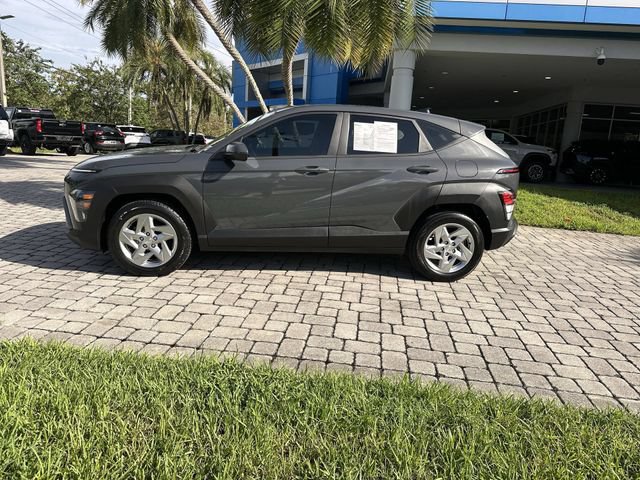 Used 2024 Hyundai Kona SE FWD image 32