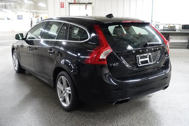Used 2015 Volvo V60 T5 Platinum w/ Climate Package AWD/4WD image 5