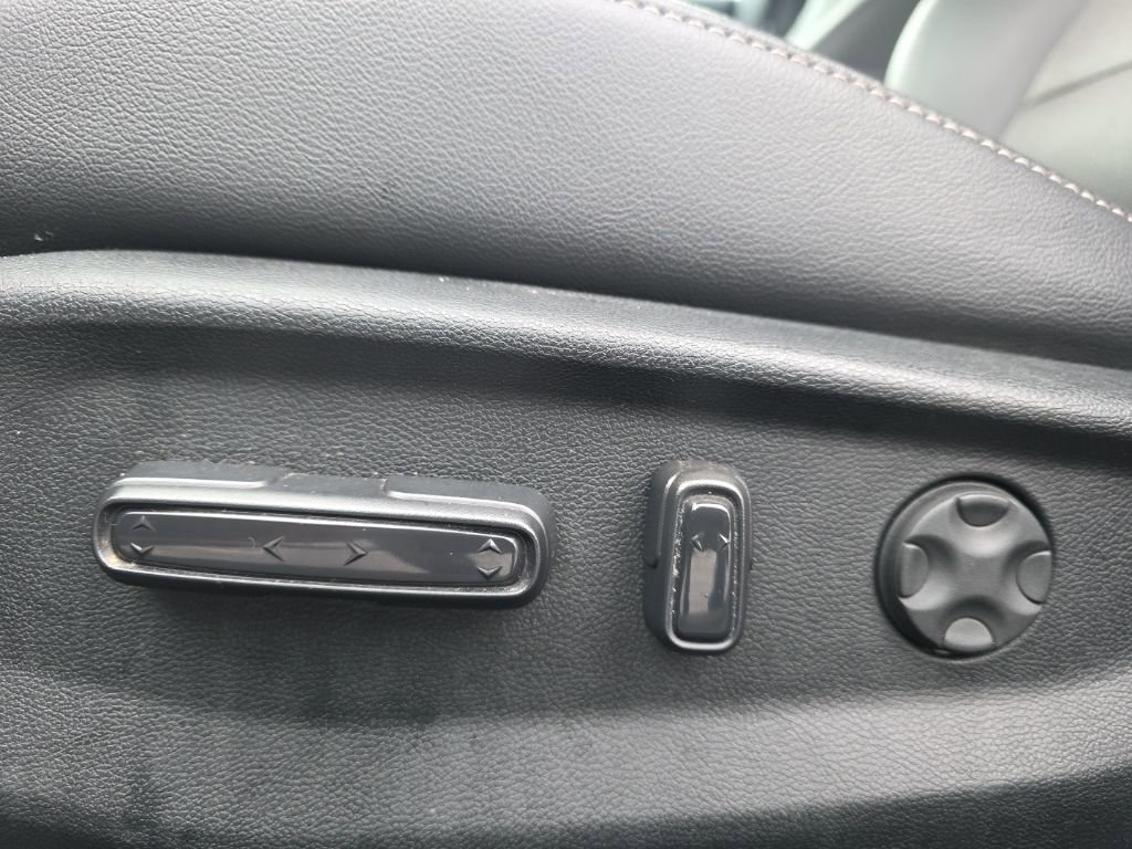 Used 2022 Honda Accord Sport image 11