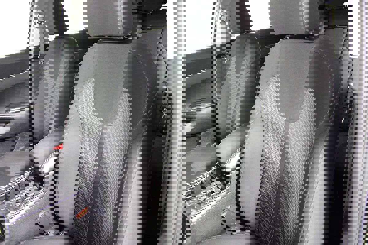 Used 2024 Kia Sorento LX image 10