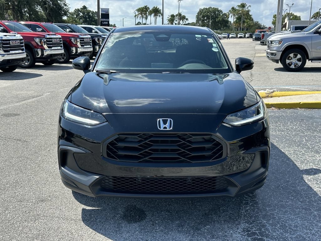 Used 2024 Honda HR-V Sport image 3