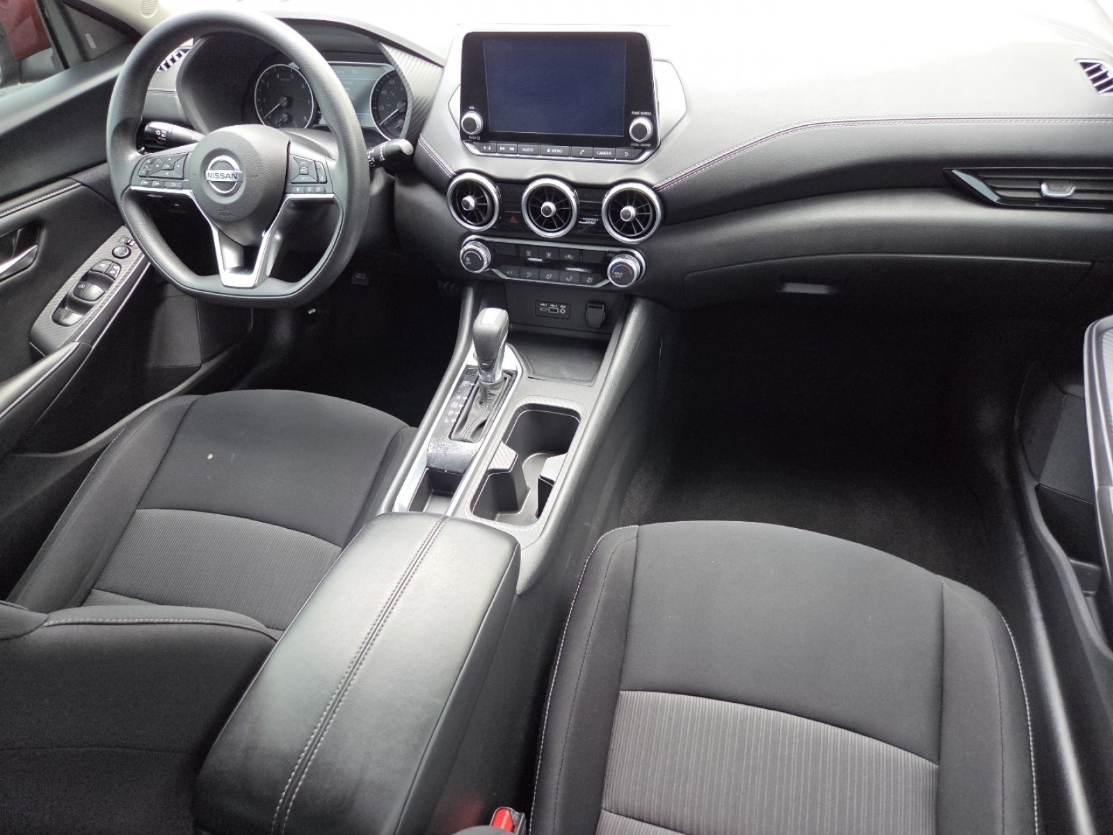 Used 2023 Nissan Sentra SV FWD image 23