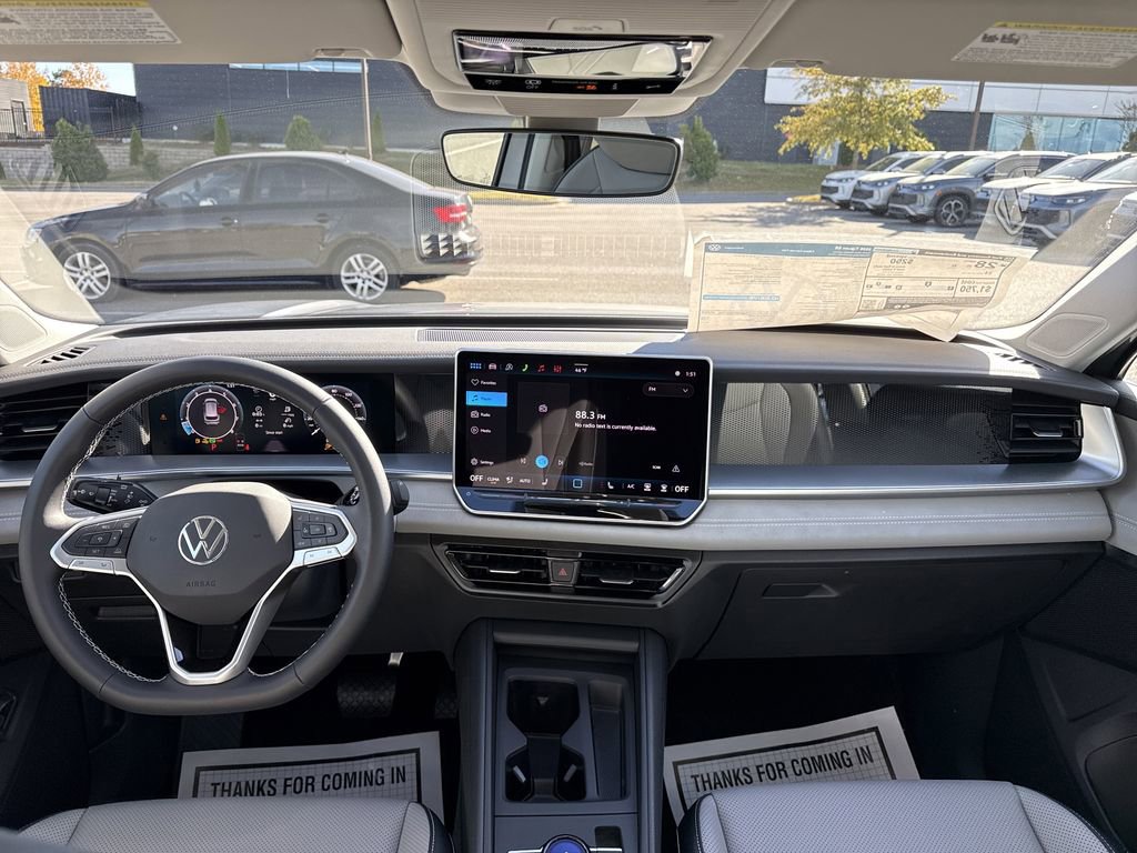 New 2026 Volkswagen Tiguan SE image 23