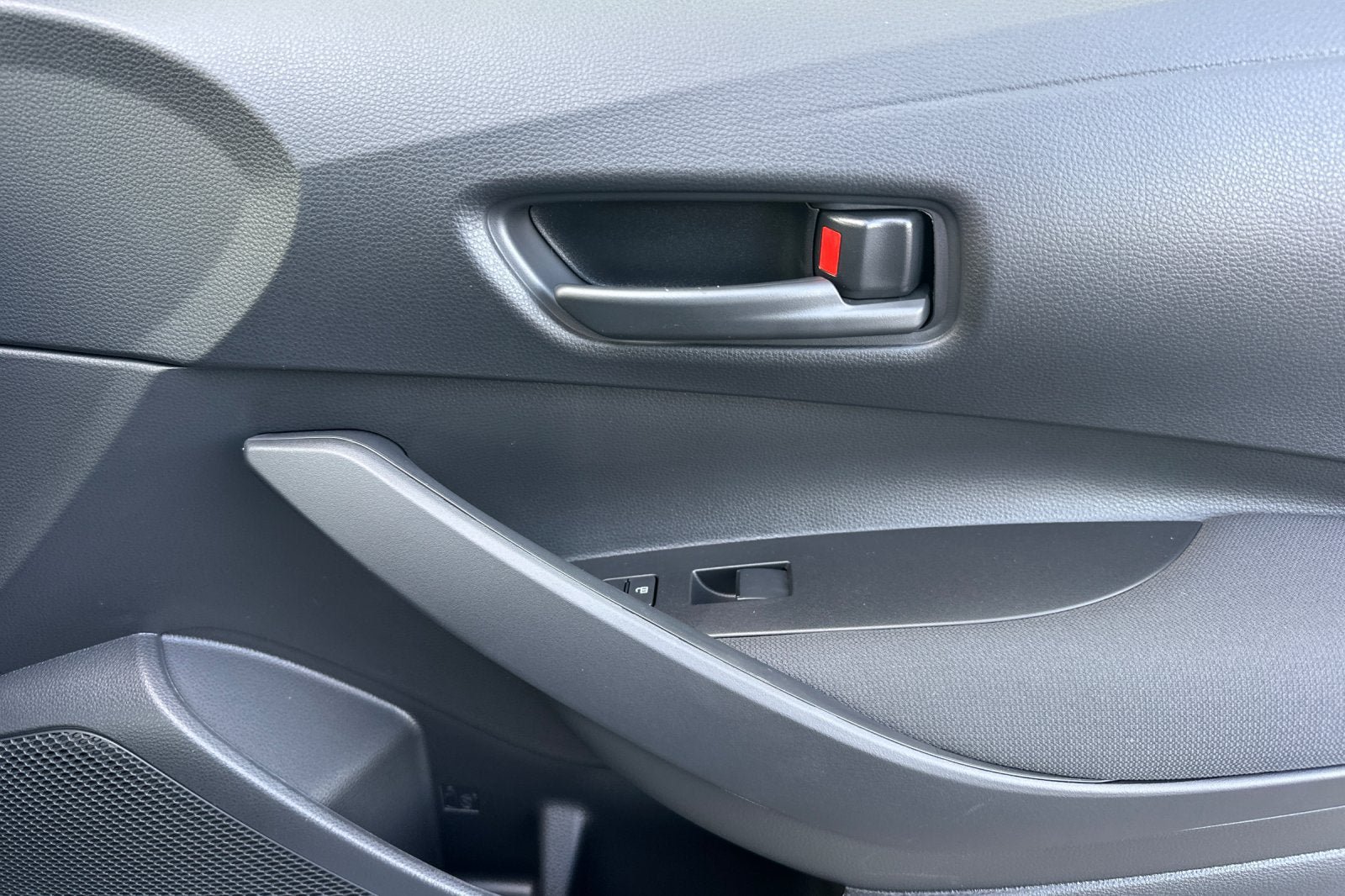 New 2027 Toyota Corolla LE FWD image 17