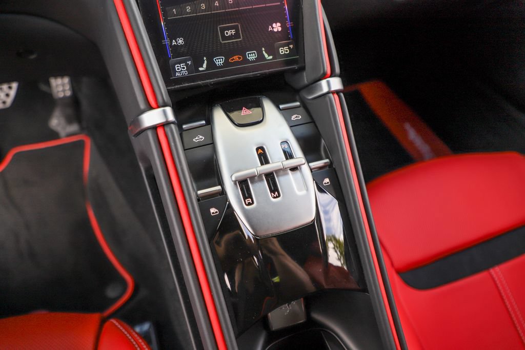 Certified 2026 Ferrari Roma Spider RWD image 38