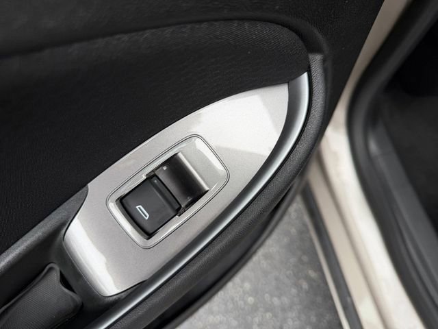 Used 2024 Chevrolet Malibu LT image 22