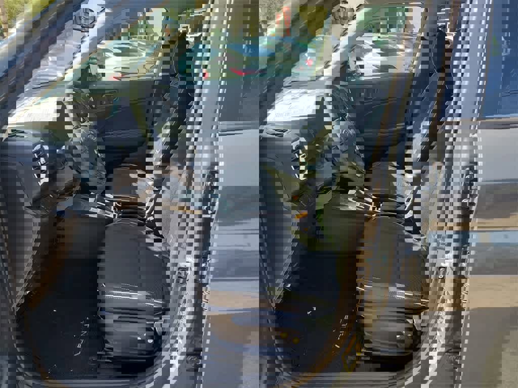 New 2025 Hyundai Venue Limited image 19