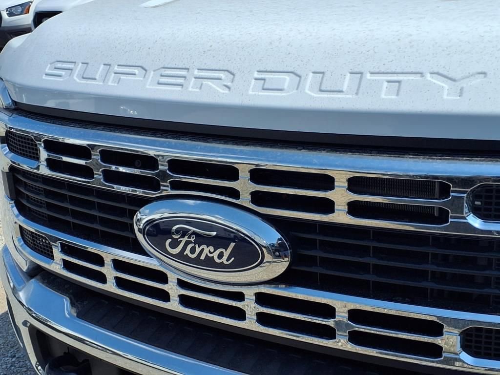 New 2025 Ford F350 XL w/ XL Chrome Package image 25