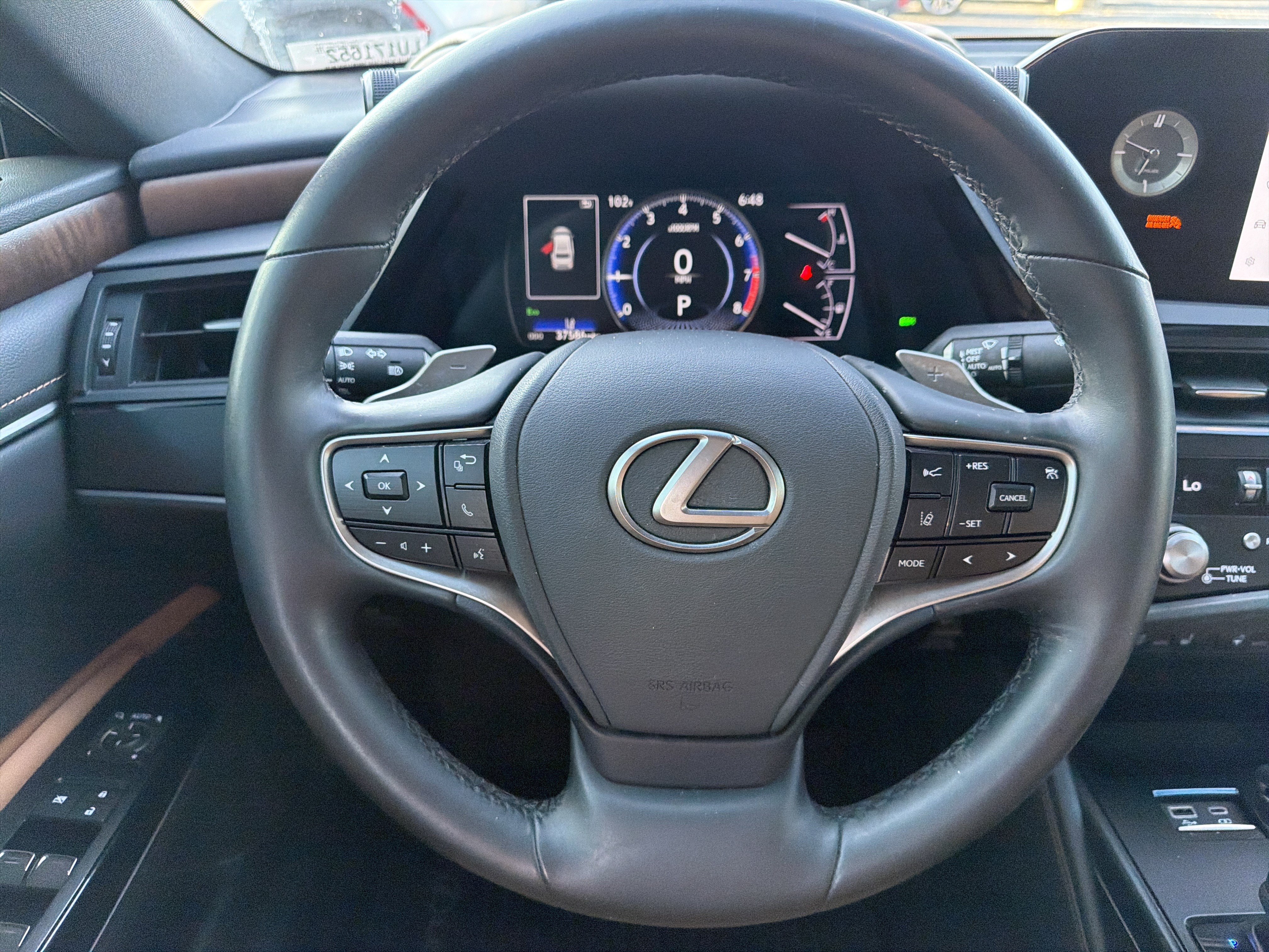 Used 2024 Lexus ES 350 w/ Premium Package FWD image 12