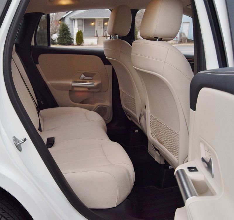 Used 2021 Mercedes-Benz GLA 250 4MATIC image 30