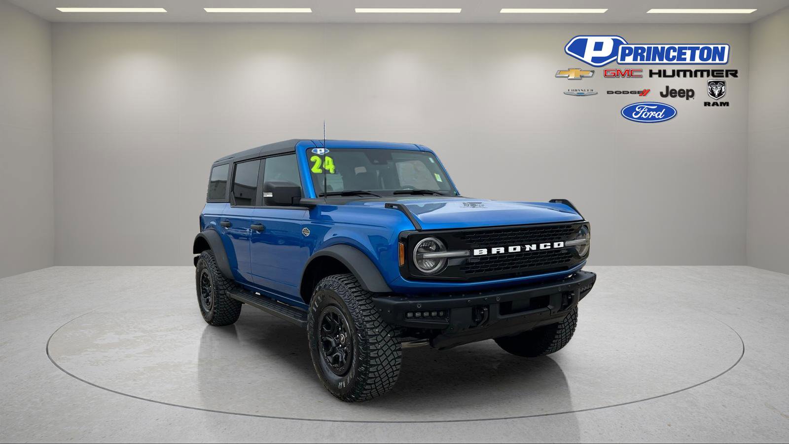 Used 2024 Ford Bronco Wildtrak image 1