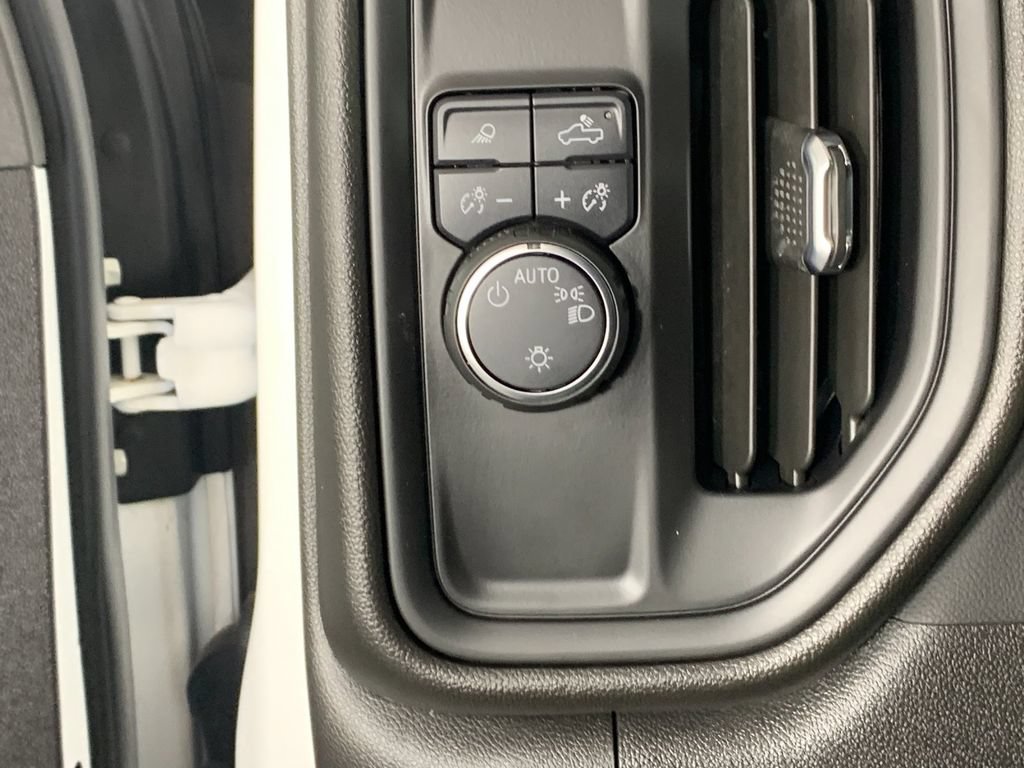 Used 2024 Chevrolet Silverado 2500 Custom w/ Custom Value Package RWD image 16
