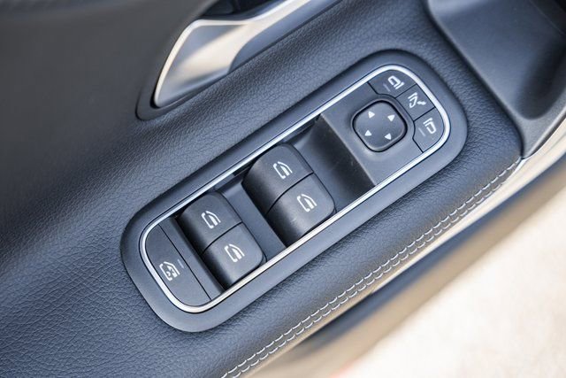 New 2025 Mercedes-Benz CLA 250 4MATIC image 36