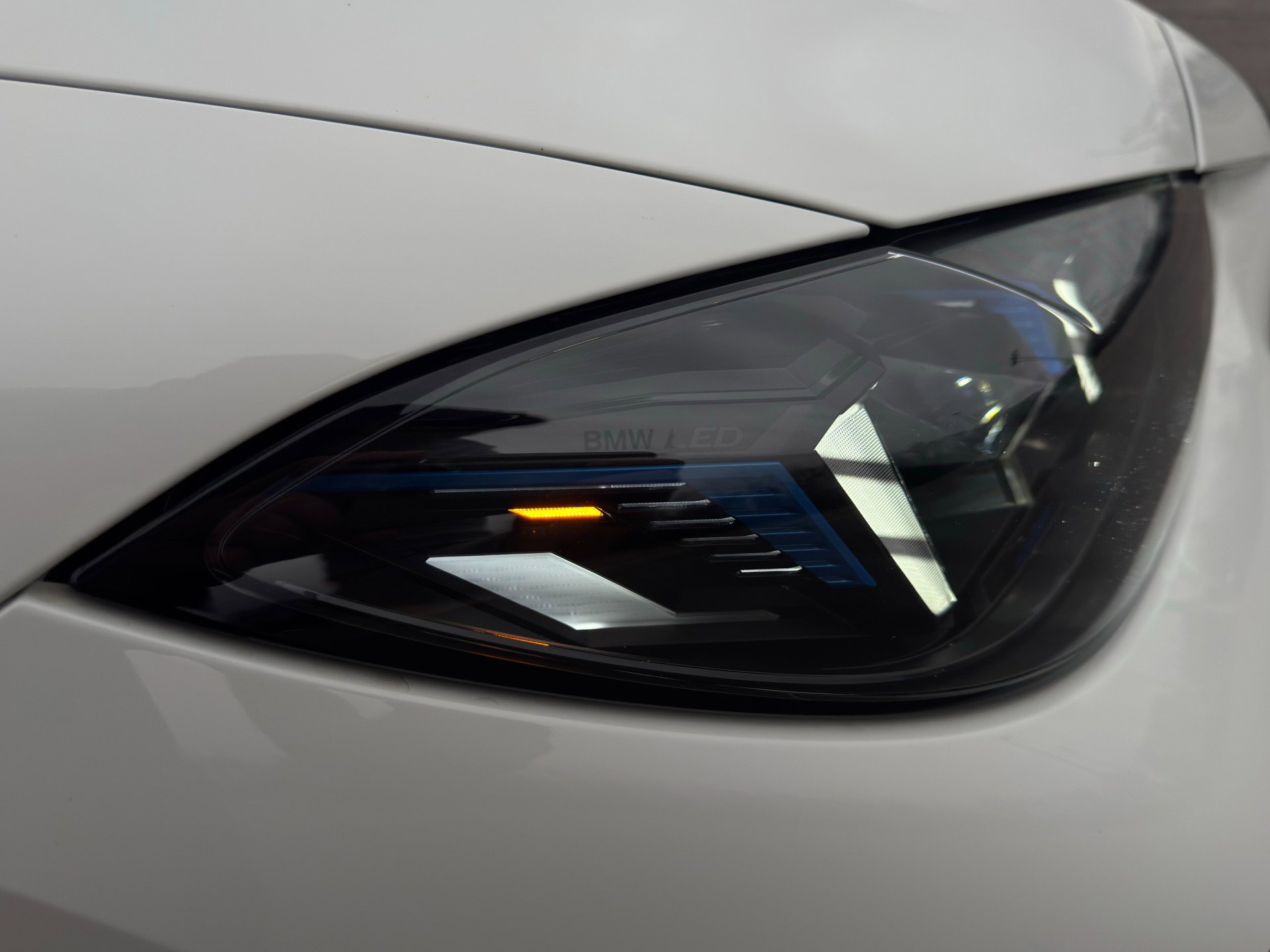 Used 2025 BMW 440i xDrive Convertible w/ Premium Package image 20