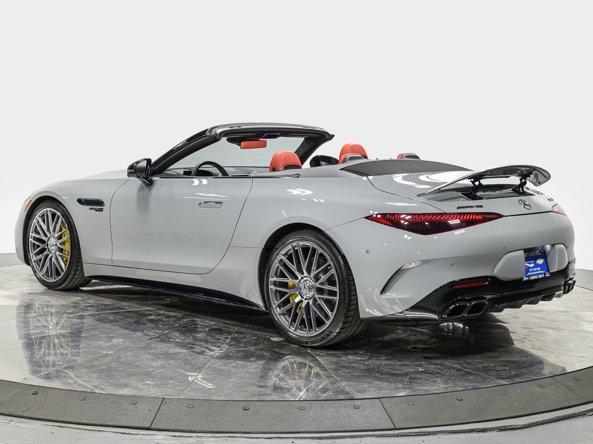 Used 2023 Mercedes-Benz SL 63 AMG 4MATIC image 5