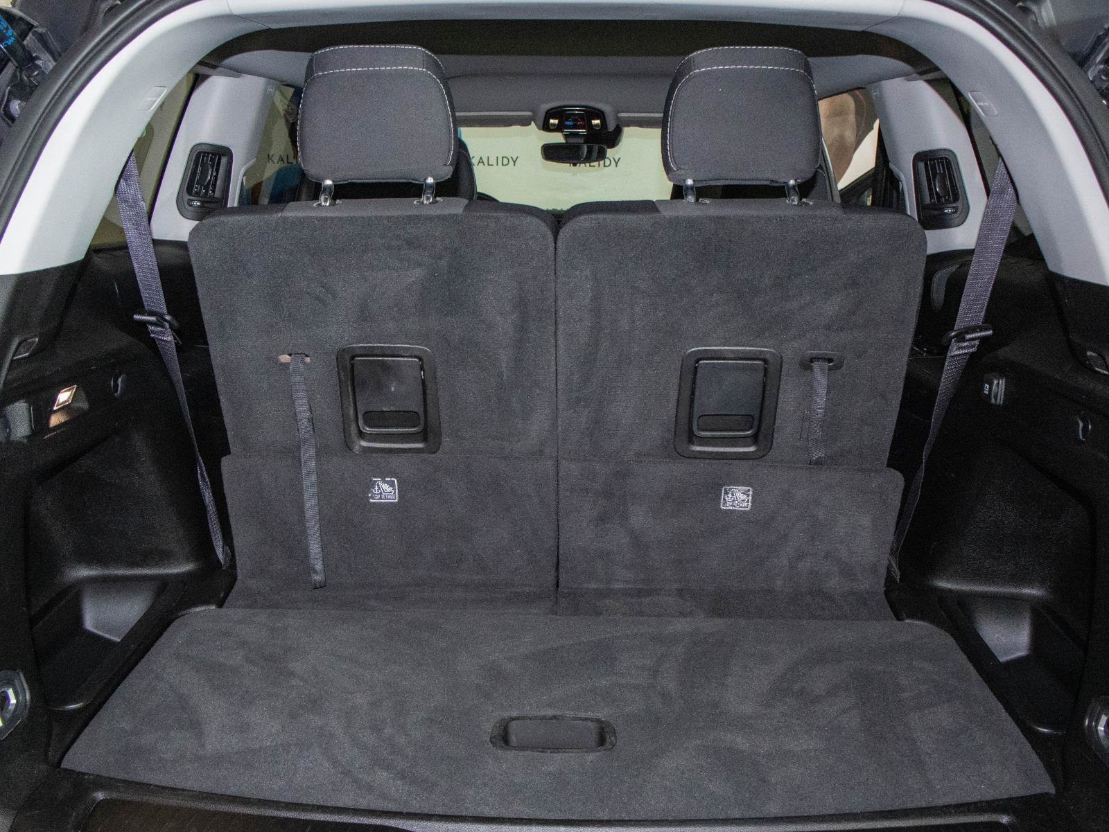 Used 2023 Jeep Grand Cherokee L Laredo RWD image 23