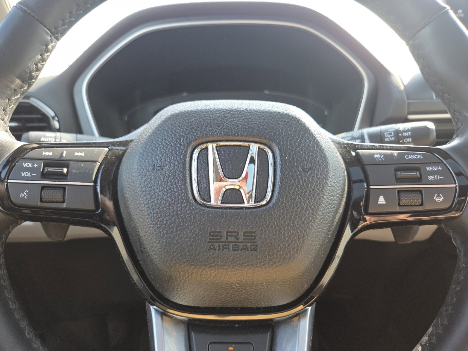 Certified 2024 Honda Pilot Elite image 32