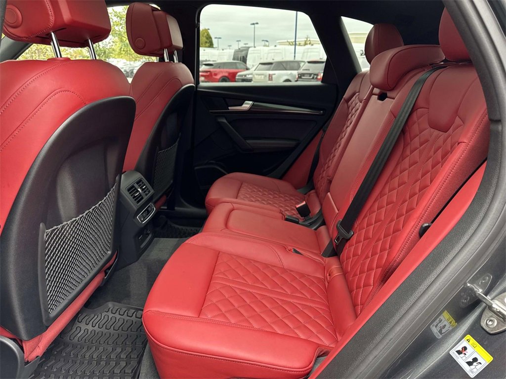 Used 2024 Audi SQ5 Prestige image 13