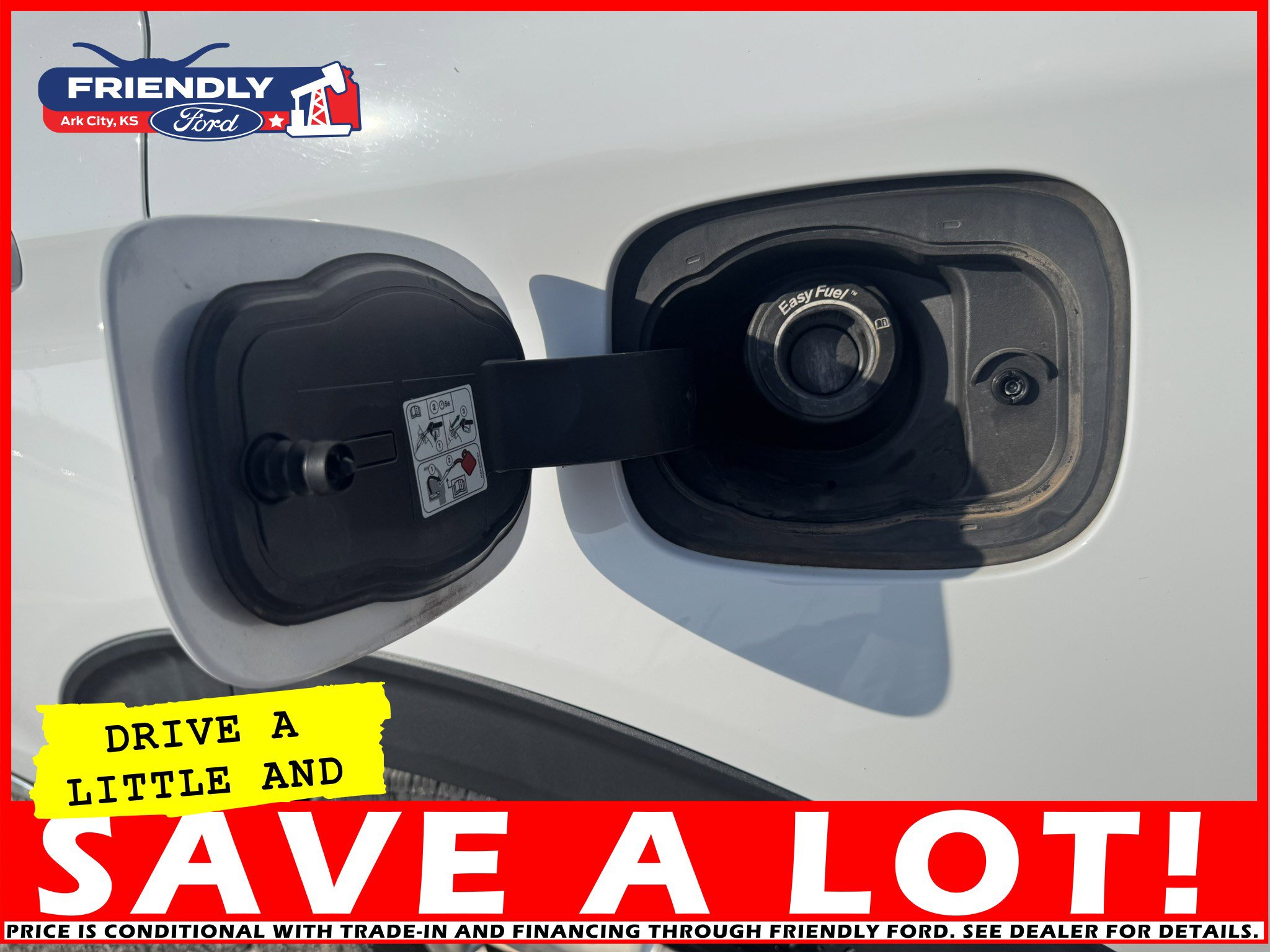 Used 2022 Ford Explorer XLT image 38