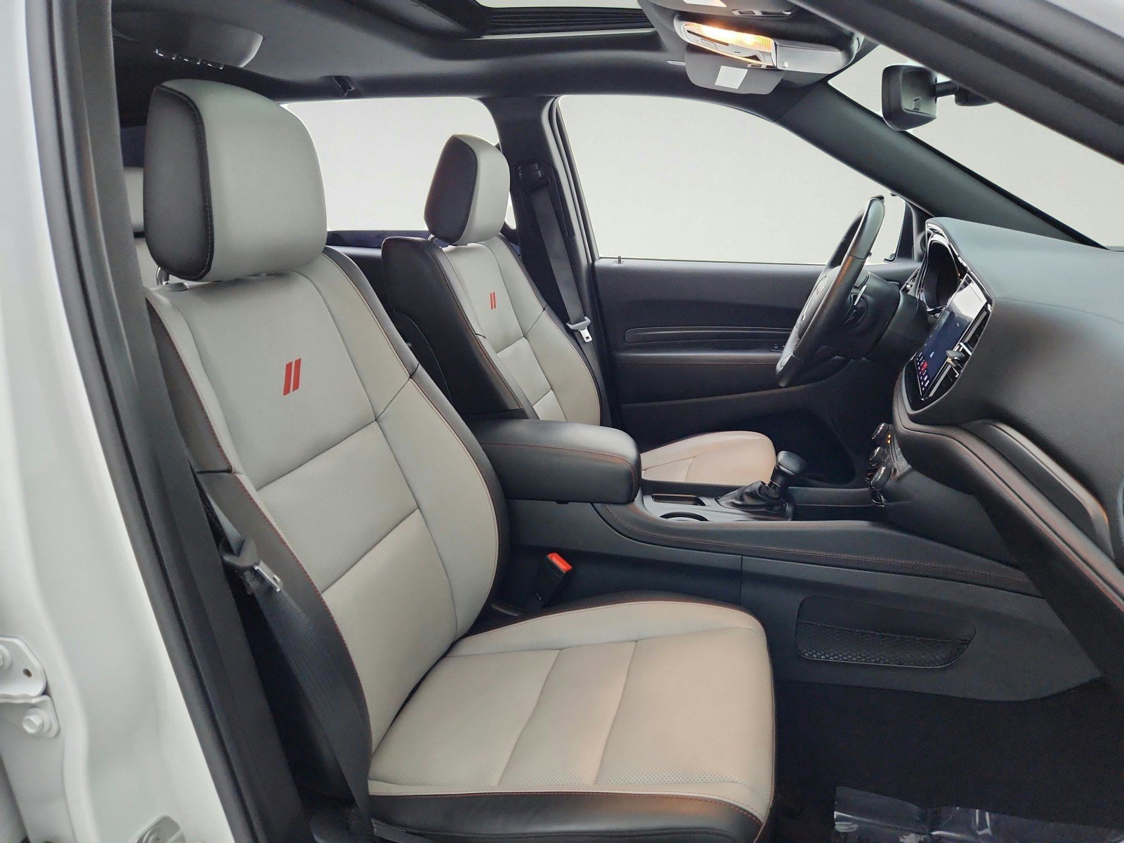 Used 2024 Dodge Durango GT RWD image 30