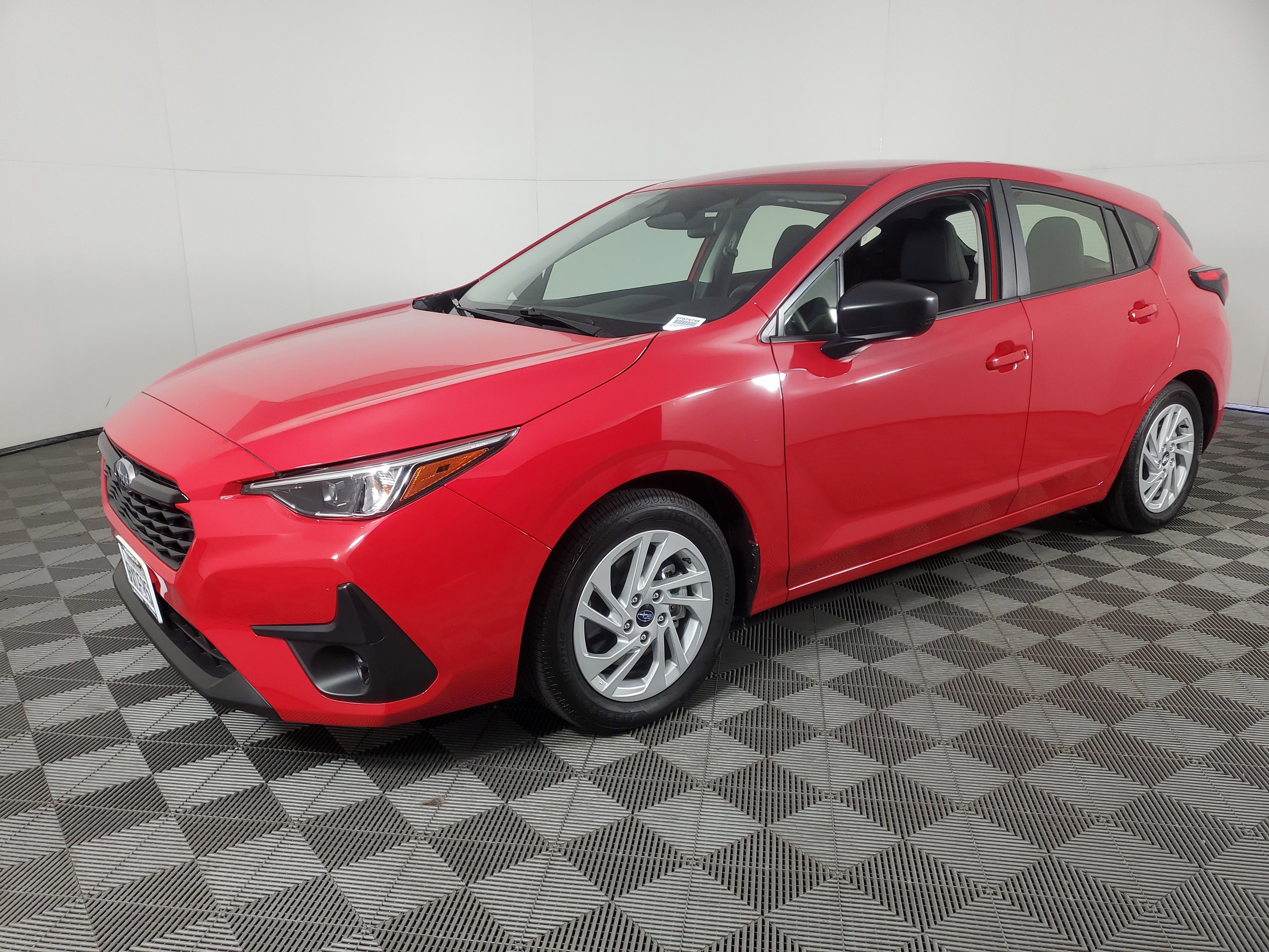 Used 2025 Subaru Impreza 2.0i AWD/4WD image 8