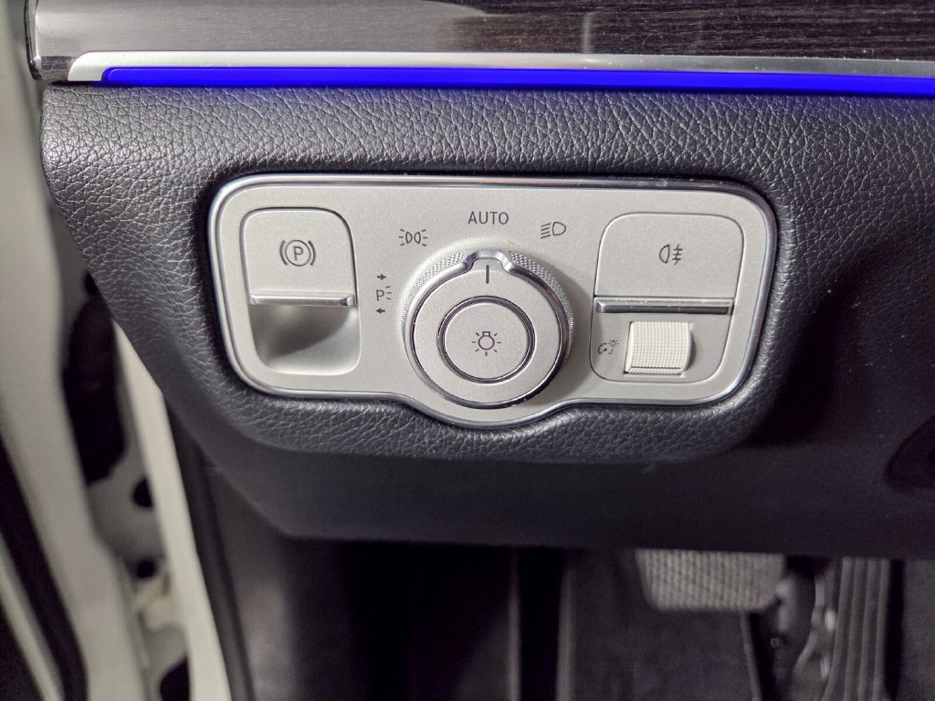 Used 2020 Mercedes-Benz GLE 350 4MATIC image 19