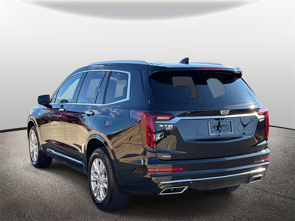 Used 2025 Cadillac XT6 Luxury image 6