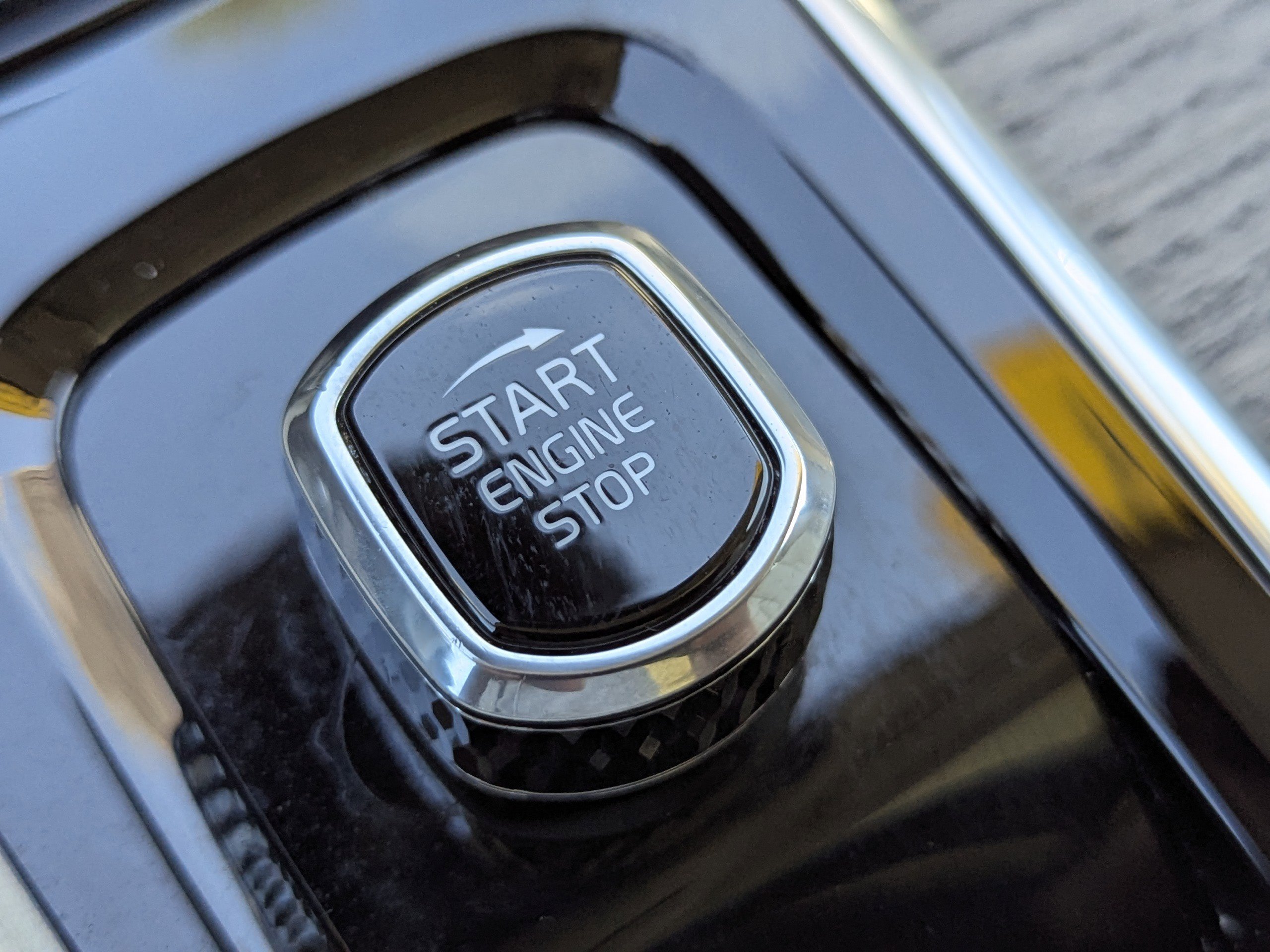 Used 2023 Volvo XC90 T8 Plus w/ Protection Package Premier image 33