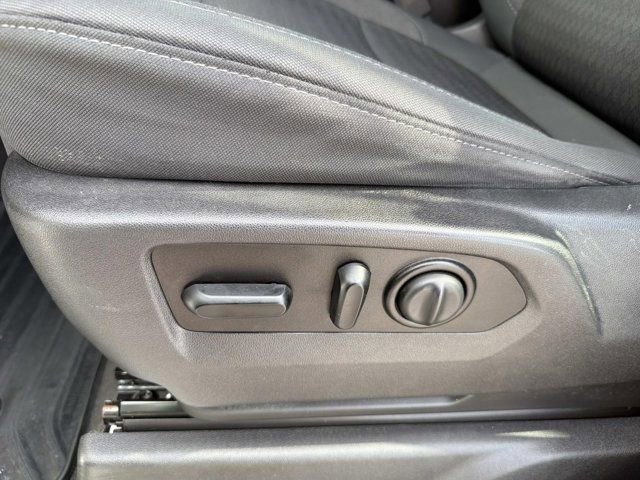 Used 2020 GMC Sierra 1500 Elevation w/ Elevation Value Package image 11