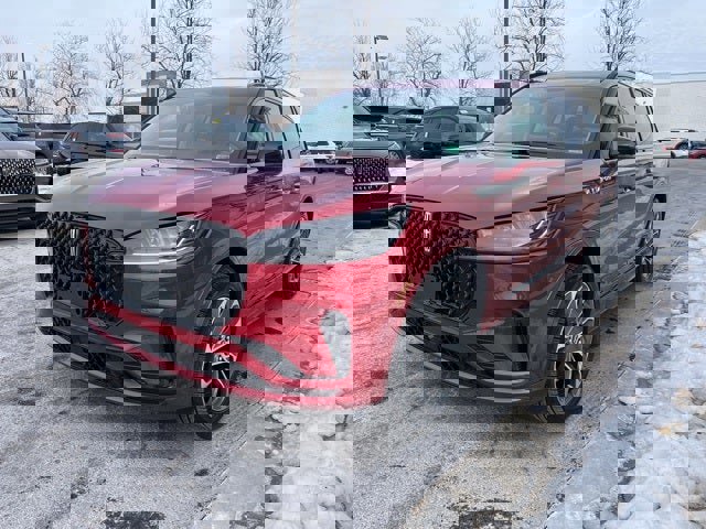 Used 2025 Lincoln Aviator AWD w/ Jet Appearance Package image 3