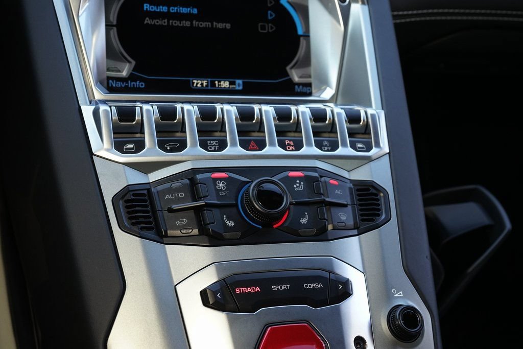 Used 2015 Lamborghini Aventador LP 700-4 AWD/4WD image 19