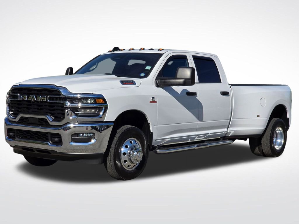 Used 2025 RAM 3500 Tradesman w/ Chrome Appearance Group image 2