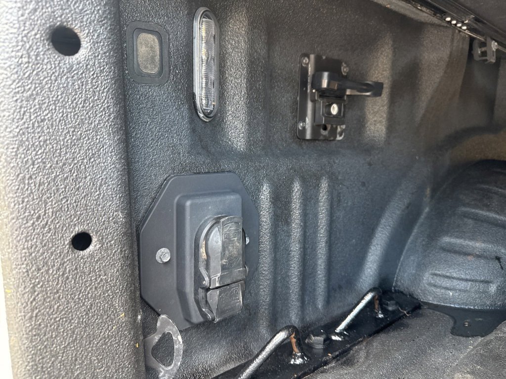 Used 2022 Ford F450 Lariat image 30