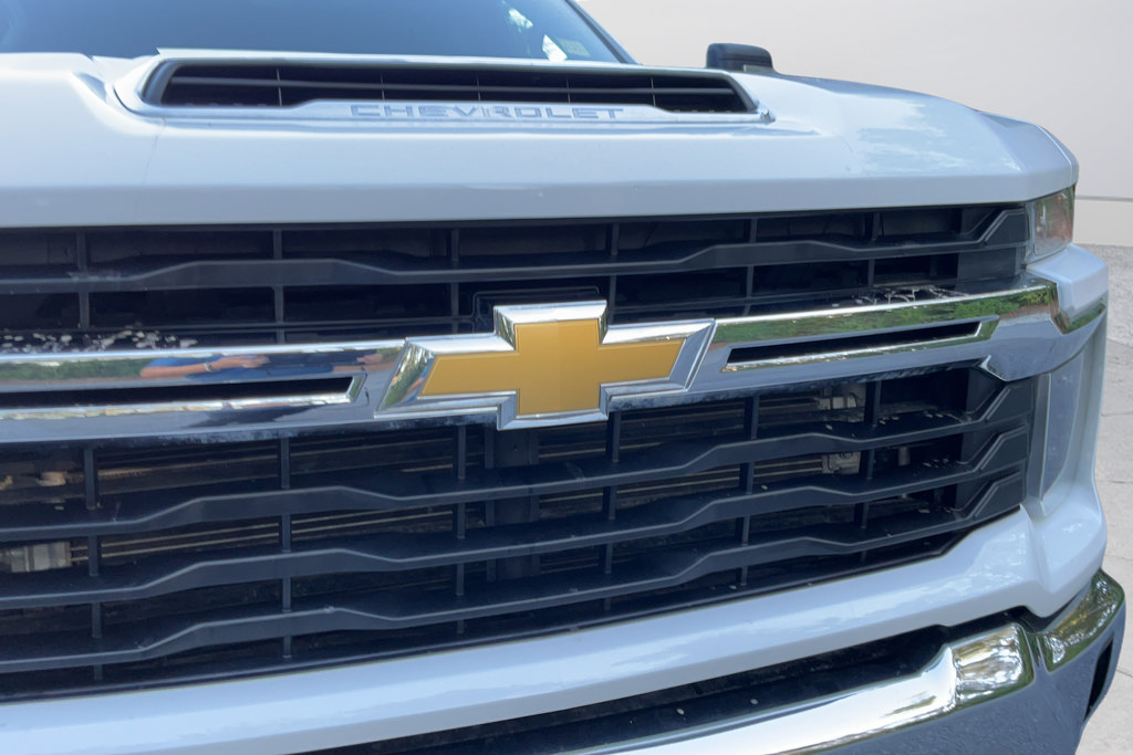 Used 2024 Chevrolet Silverado 2500 LT AWD/4WD image 27