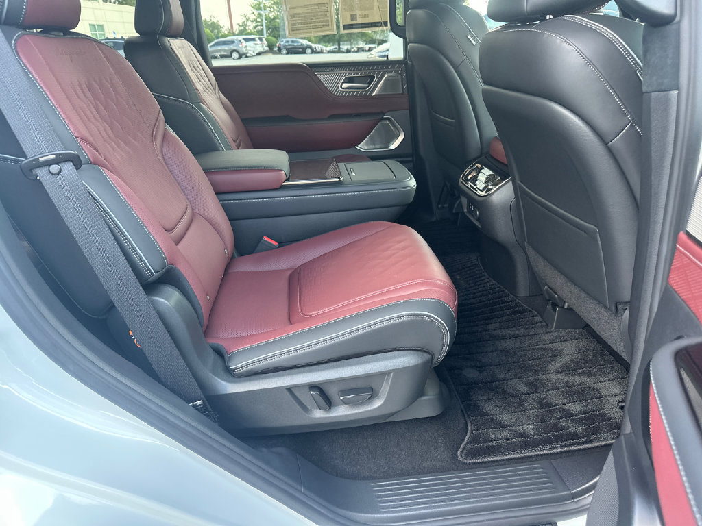 Certified 2026 INFINITI QX80 Autograph w/ Premium Cargo Package AWD/4WD image 13