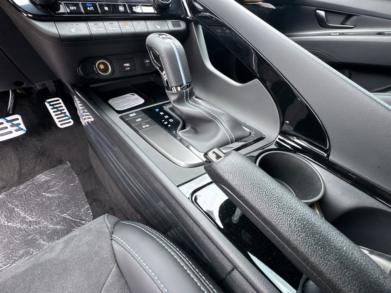 New 2026 Hyundai Elantra N FWD image 31