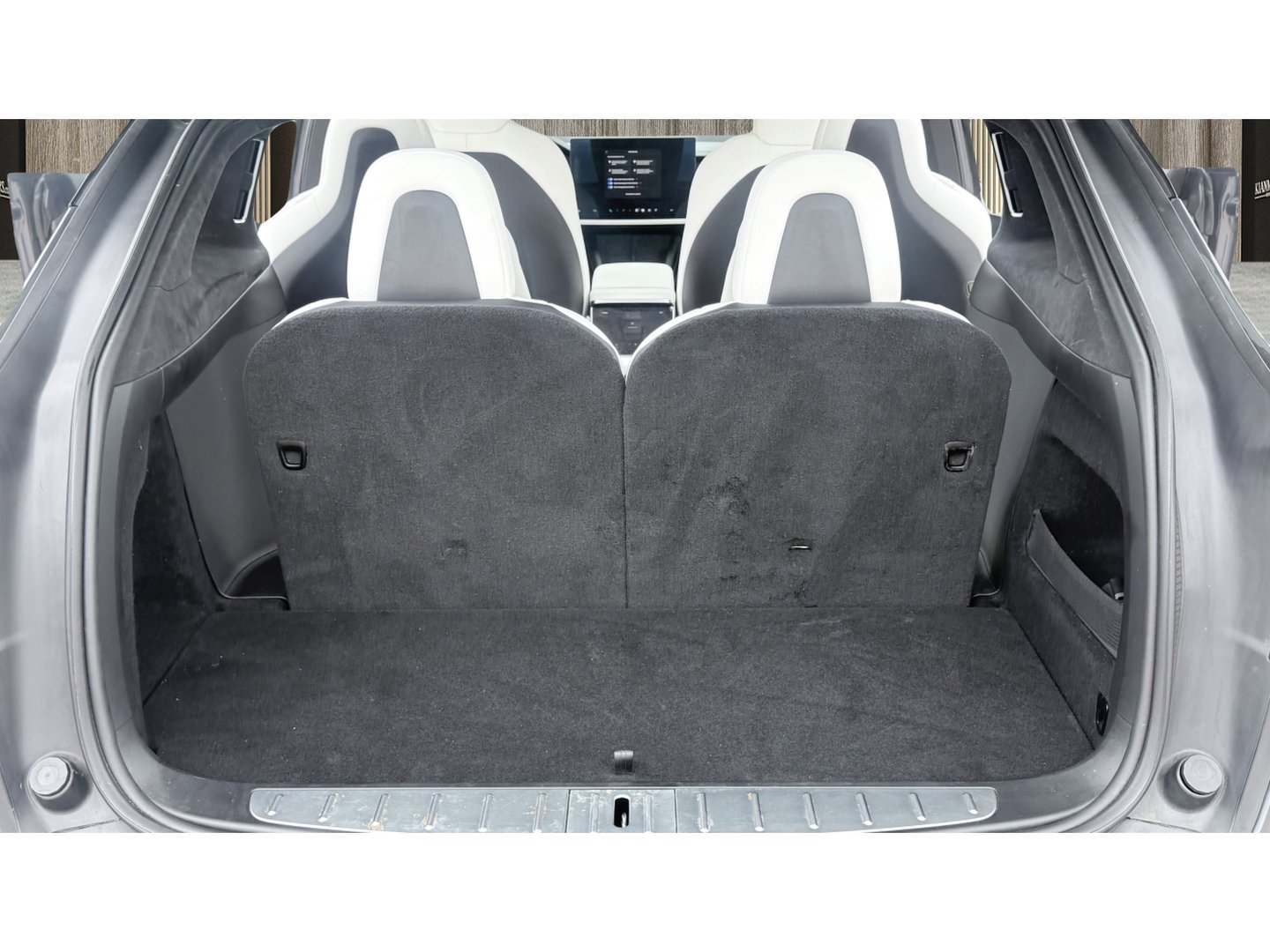 Used 2022 Tesla Model X Plaid AWD/4WD image 17