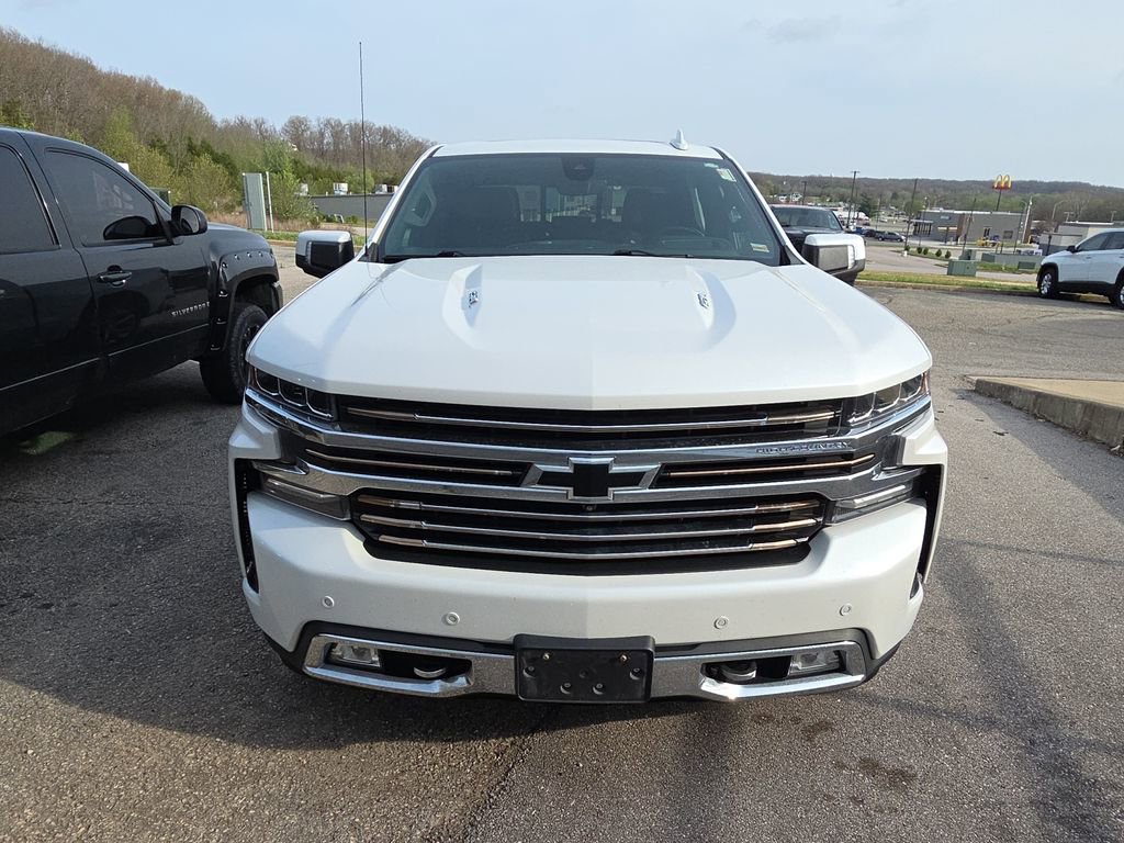 Used 2019 Chevrolet Silverado 1500 High Country w/ Technology Package image 2